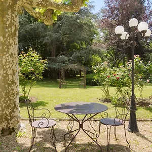 https://qualys-hotel-terminus-bourg-en-bresse.hotels-rhonealpes.com